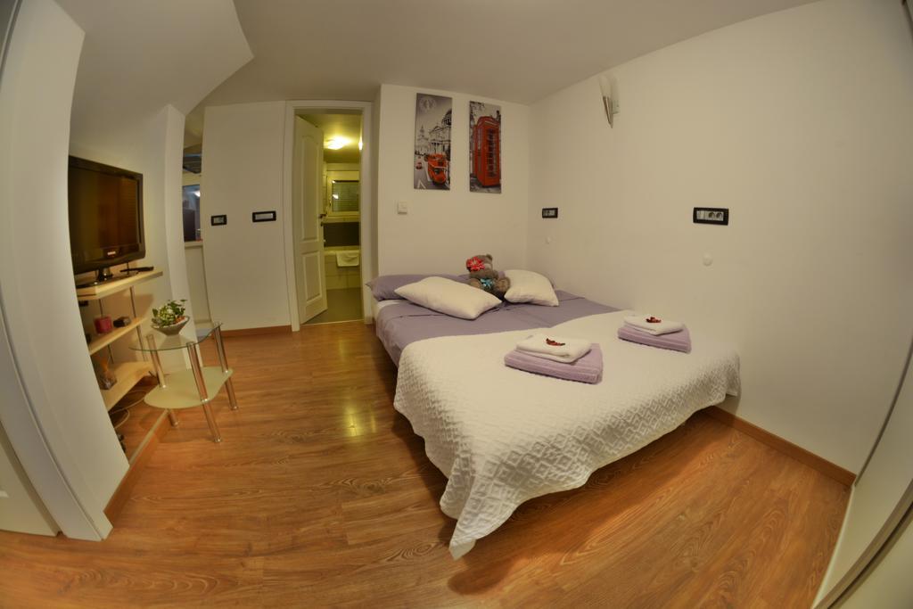 Apartment Arpa ليوبليانا الغرفة الصورة